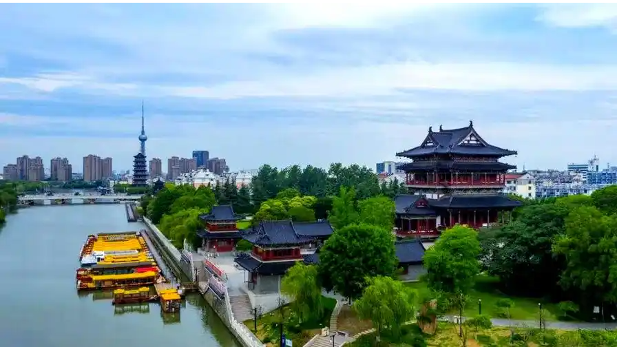 第二经济大省“开抢”年轻人