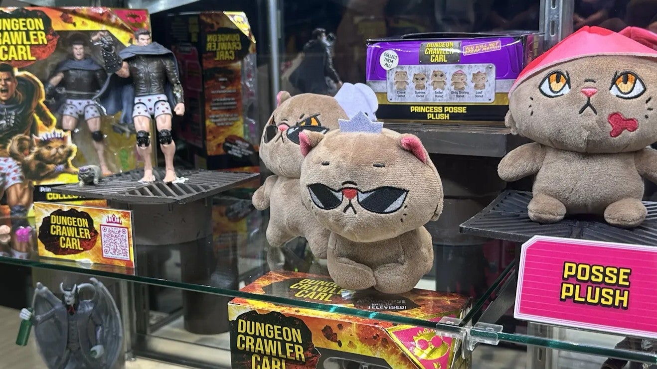 甜甜圈公主盲盒毛绒玩偶与 Dungeon Crawler Carl 可动人偶现身 NYCC