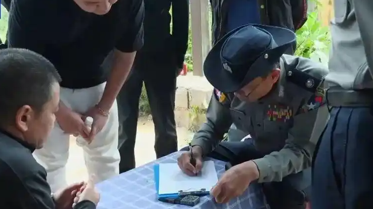 民警进电诈园区取证 带回三具尸体