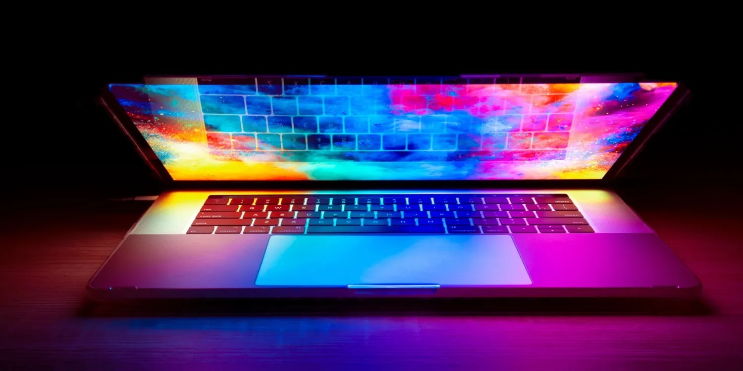 古尔曼：配备 OLED 触控屏的全新苹果 MacBook Pro 将大幅减重